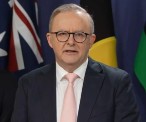 Australian PM apologises to Jewish community over Bondi Beach terror attack
