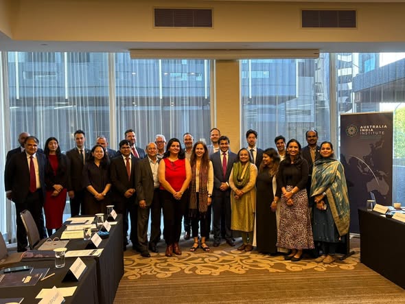 Australia–India defence industry ties under discussion