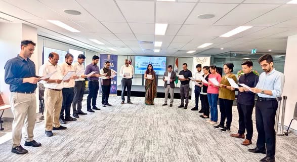 Consulate staff take swachhata pledge in Brisbane