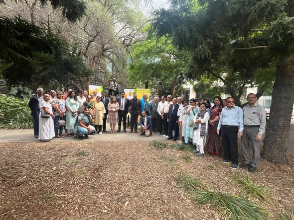 Sydney Indian community pays tribute to Mahatma Gandhi